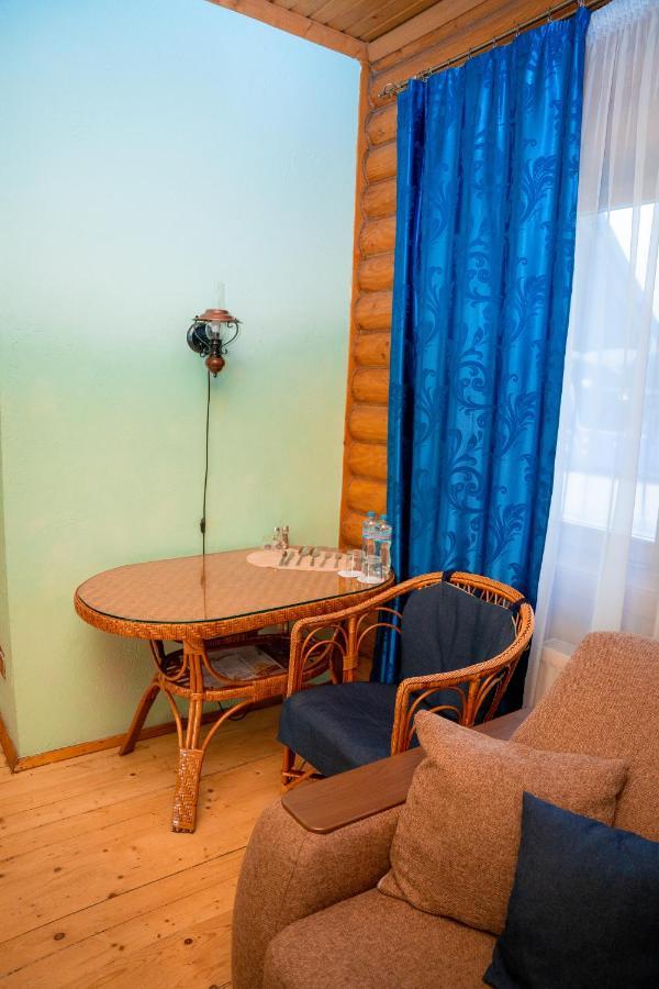 Gostiniy Dvor Non-Stop Hotel Herson Exterior foto