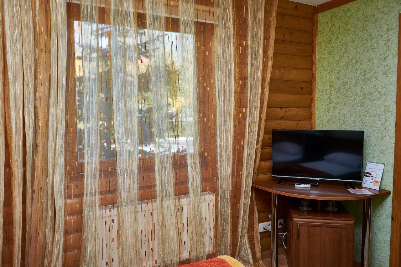 Gostiniy Dvor Non-Stop Hotel Herson Exterior foto