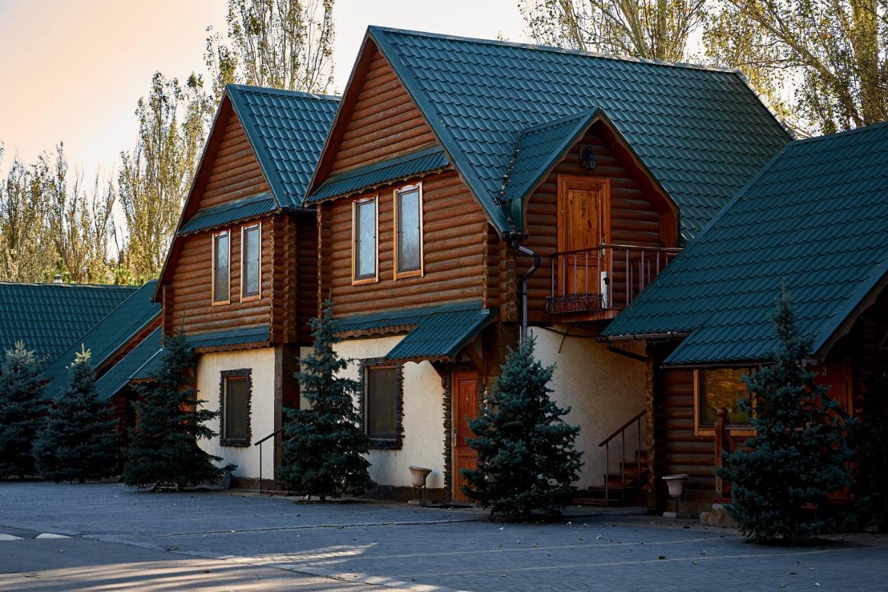 Gostiniy Dvor Non-Stop Hotel Herson Exterior foto